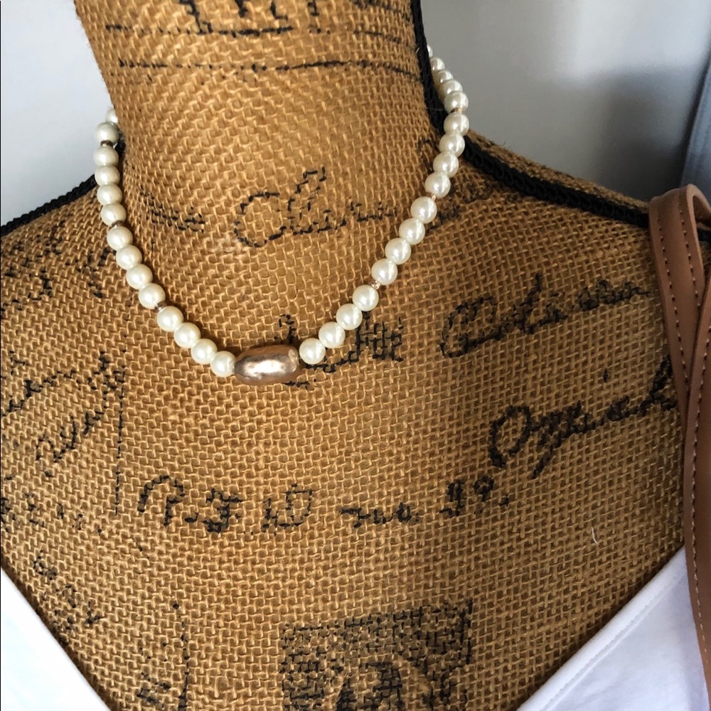 💕Fabulous Crystal Pearl Necklace💕